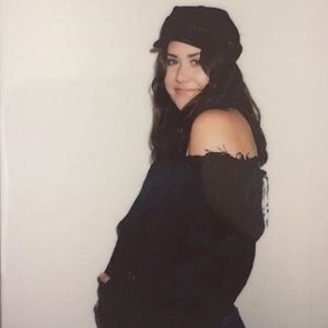 Meet your Posher, Abby